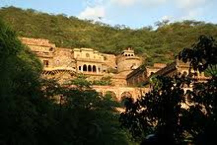 Pleasurable Alwar Tour Package for 2 Days 1 Night